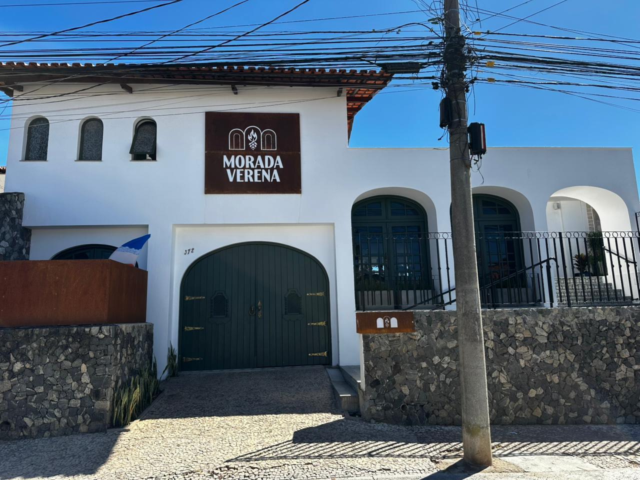 Morada & Verena